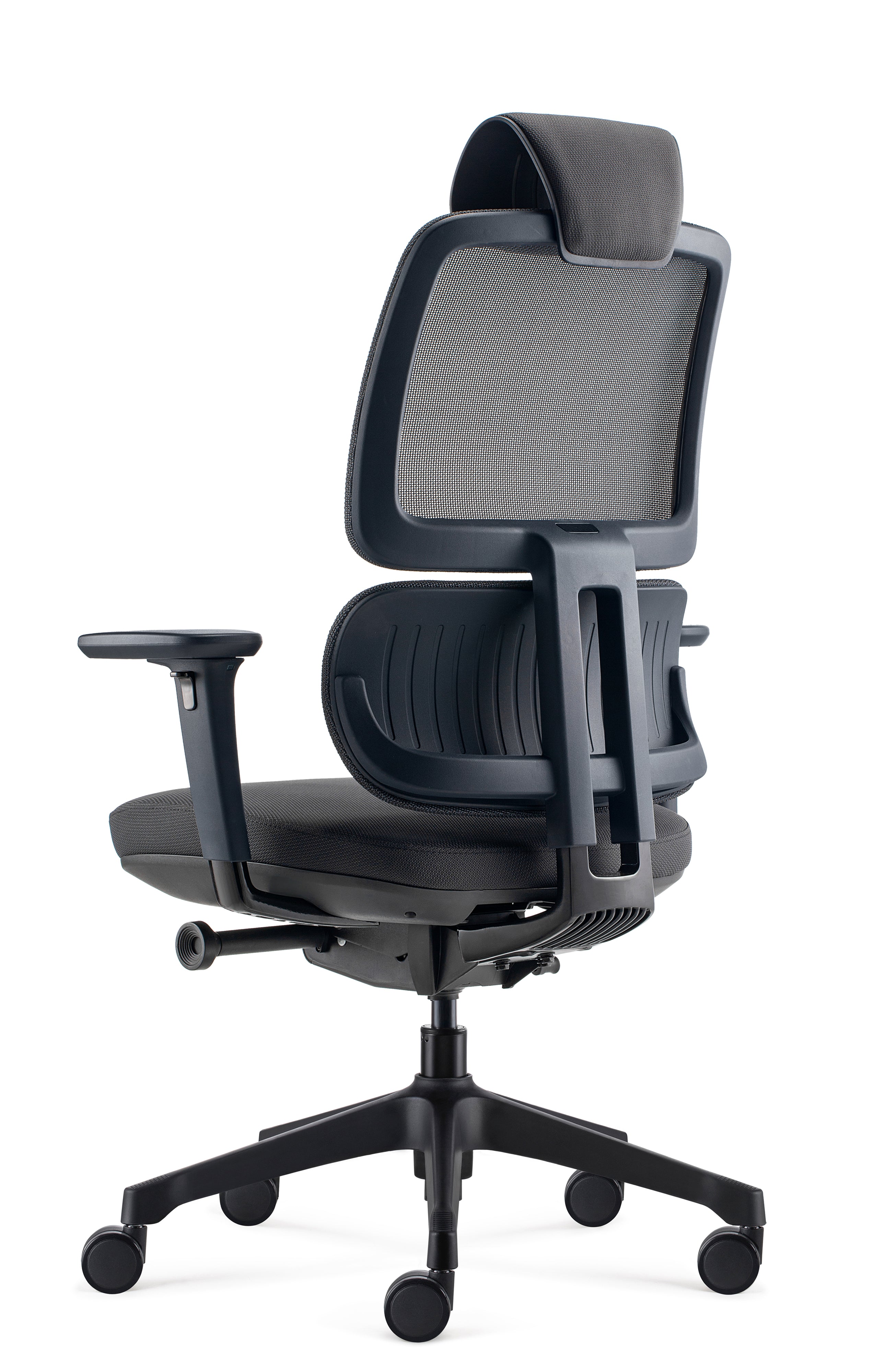 Le Fauteuil URSA 24H/24 d'Attitudes Bureaux est un siège de bureau ergonomique moderne avec dossier en maille, accoudoirs réglables, assise rembourrée et appui-tête sur un piétement à cinq roues, idéal pour un travail intensif et un confort de longue durée.