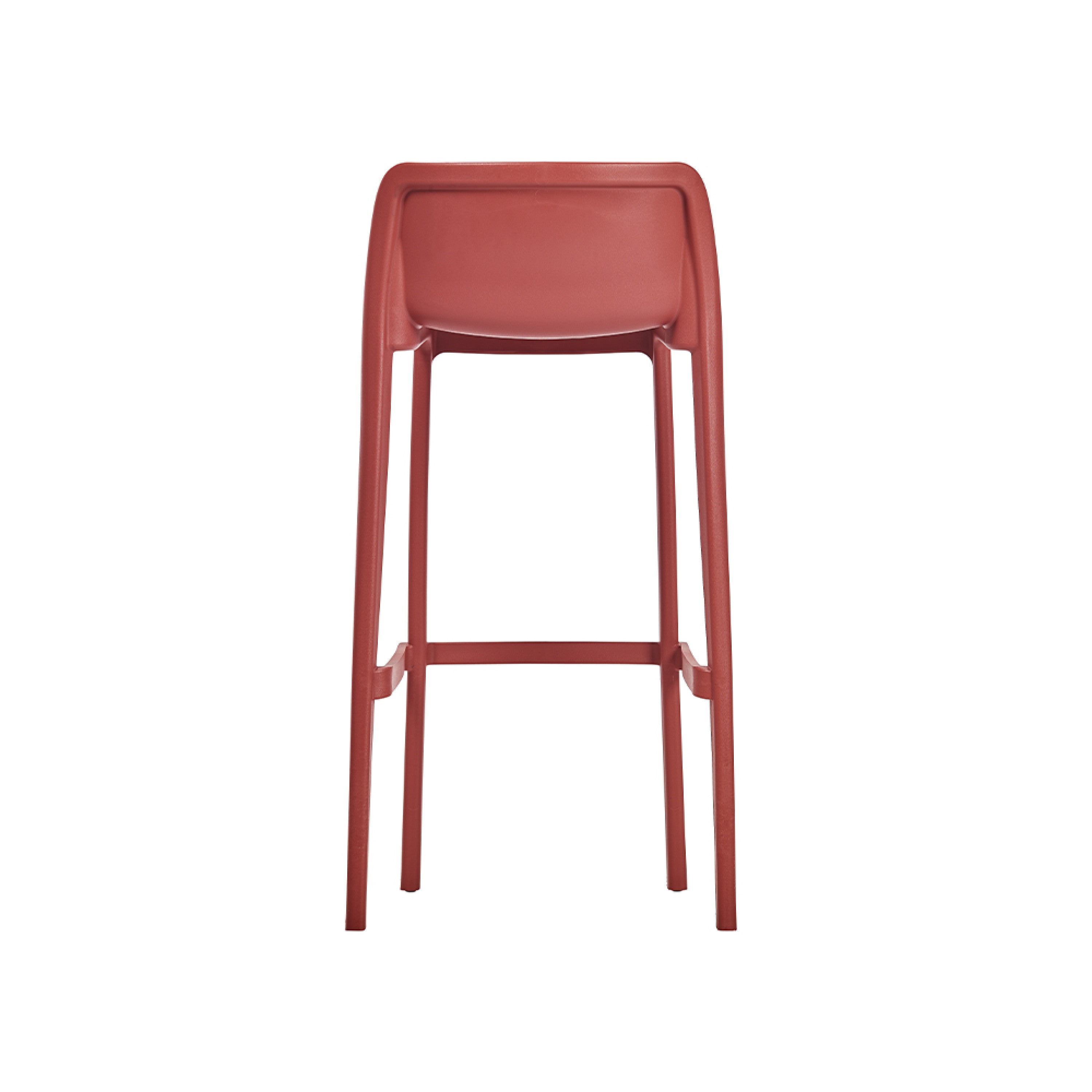 Les Tabourets ATTIC d'Attitudes Bureaux sont des tabourets de bar modernes de couleur rouge, avec une assise rectangulaire et des pieds hauts et droits, présentés de dos sur fond blanc. Il convient aussi bien à l'intérieur qu'à l'extérieur.