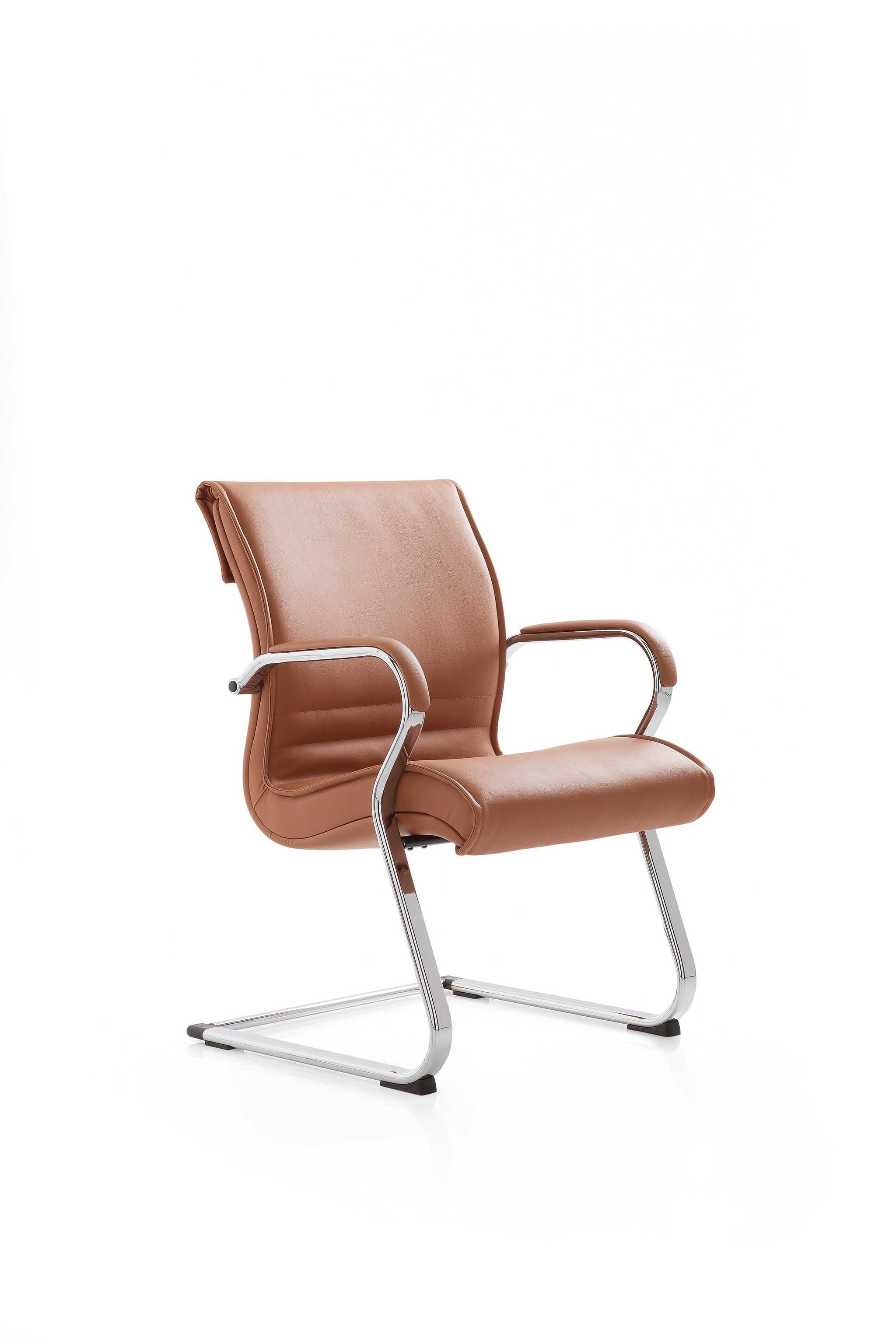 Le Fauteuil de direction Pulchra d'Attitudes Bureaux est un siège de bureau moderne avec un revêtement en cuir marron et un piétement luge en métal, conçu pour les cadres et présenté sur un fond blanc uni.