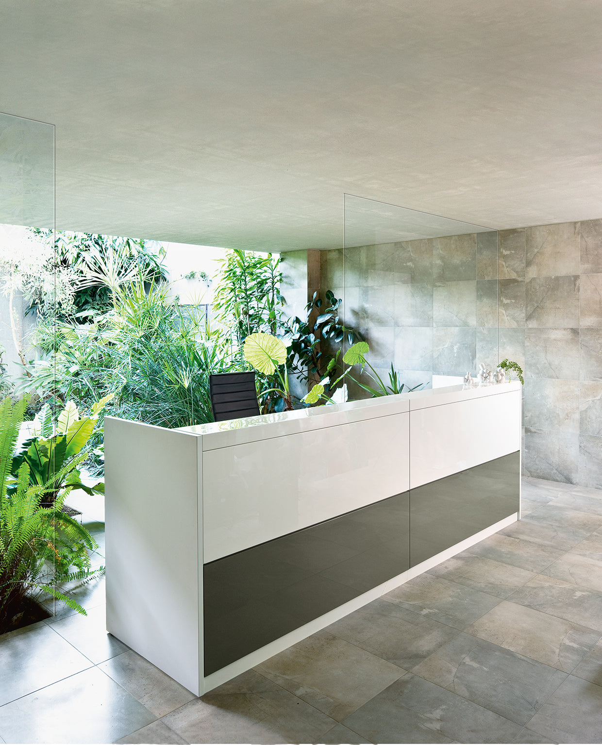 Banque d’accueil design Vogue