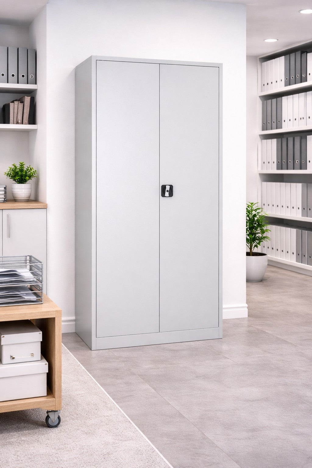 Armoire portes battantes